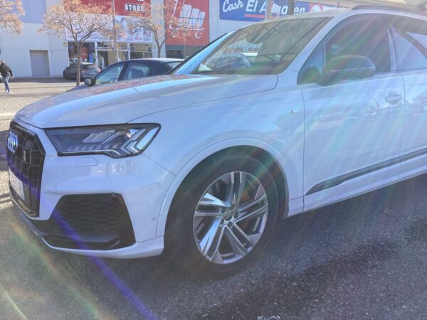 Audi Q7 60 TFSIe quattro S line 2020 – Potencia Híbrida de Alta Gama y Diseño S Line - Image 10